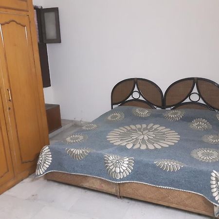 Heritage Inn Ghaziabad Bagian luar foto