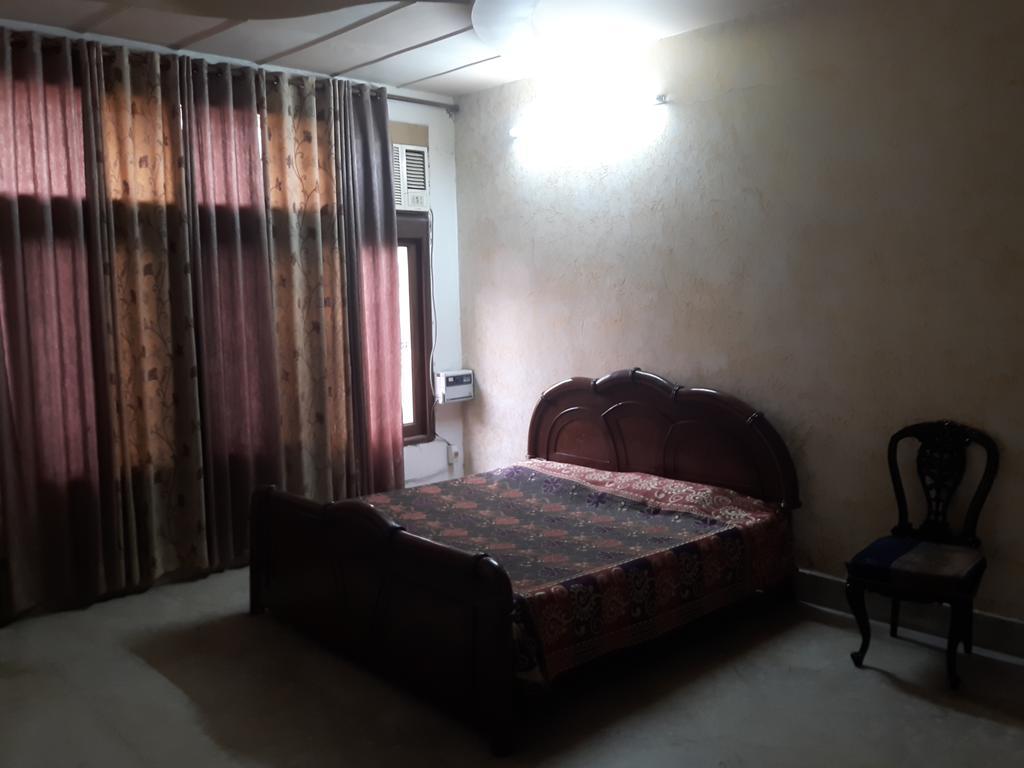 Heritage Inn Ghaziabad Bagian luar foto