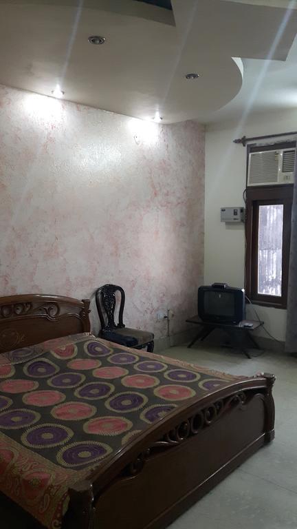 Heritage Inn Ghaziabad Bagian luar foto